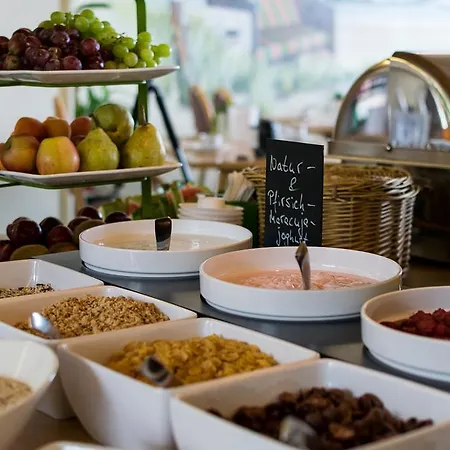 Wald Und ホテル 3*