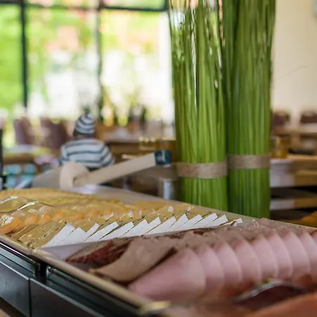 Hotel Wald Und Heringsdorf (Usedom)